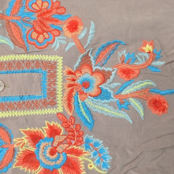 LUNA MOON women's Small Embroidered Tunic Taupe Salmon - Picture 2 of 6